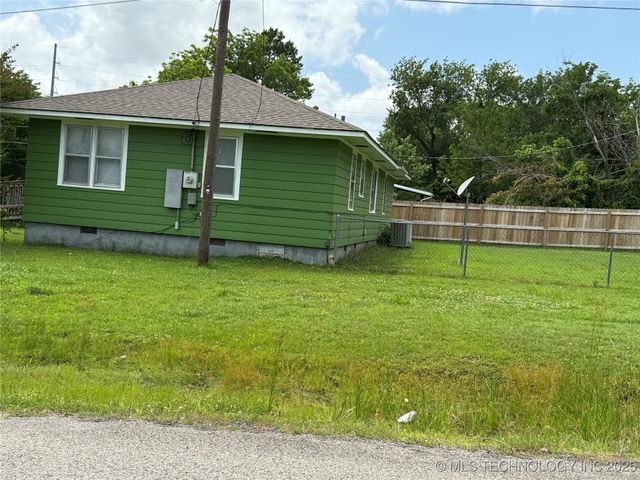 911 E Polk Avenue, Mcalester, OK 74501