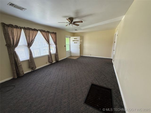 911 E Polk Avenue, Mcalester, OK 74501