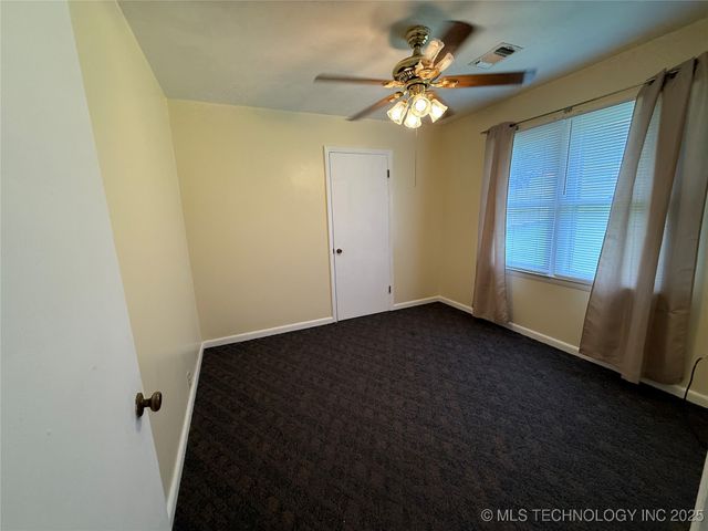 911 E Polk Avenue, Mcalester, OK 74501