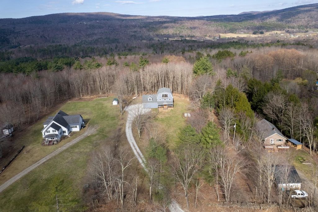 1156 Hartsboro Road, Wallingford, VT 05773