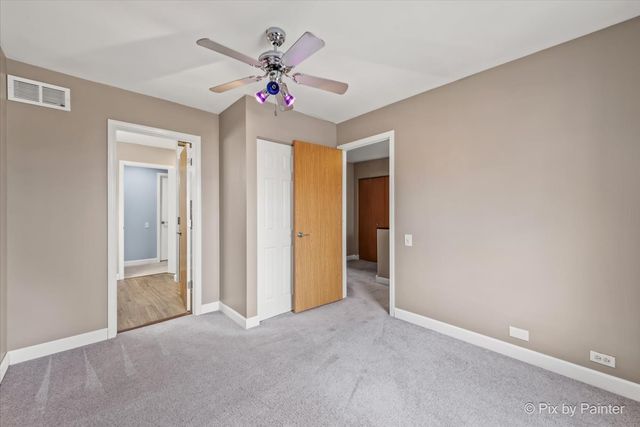 1633 Pebble Beach Circle, Elgin, IL 60123