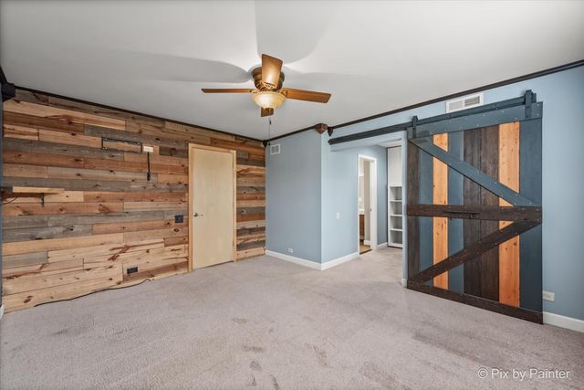 1633 Pebble Beach Circle, Elgin, IL 60123