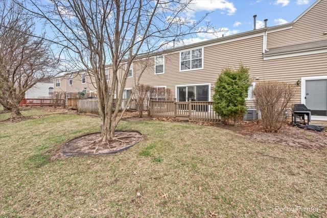 1633 Pebble Beach Circle, Elgin, IL 60123