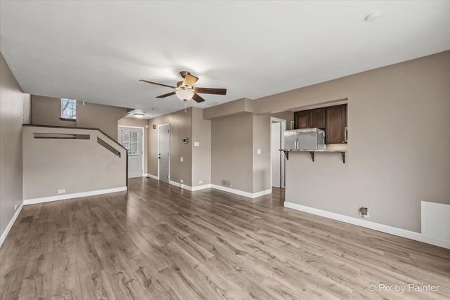 1633 Pebble Beach Circle, Elgin, IL 60123