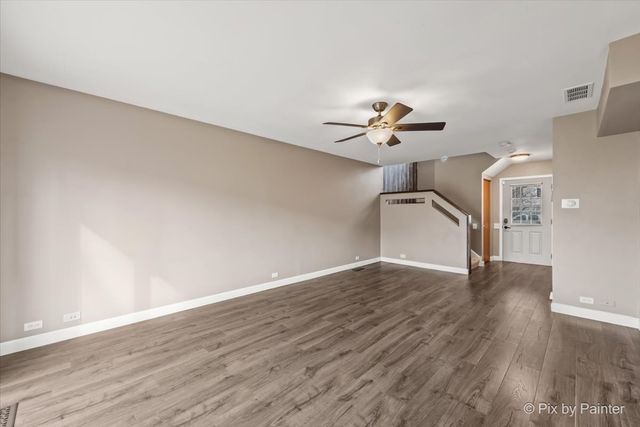 1633 Pebble Beach Circle, Elgin, IL 60123