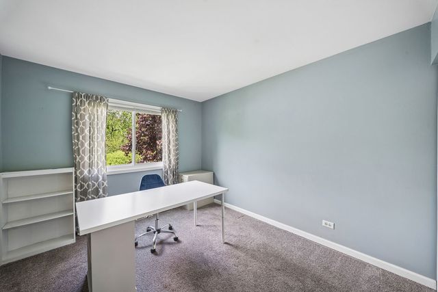 1160 Bramble Avenue, Bolingbrook, IL 60490