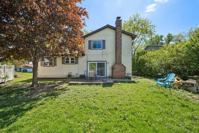 1160 Bramble Avenue, Bolingbrook, IL 60490