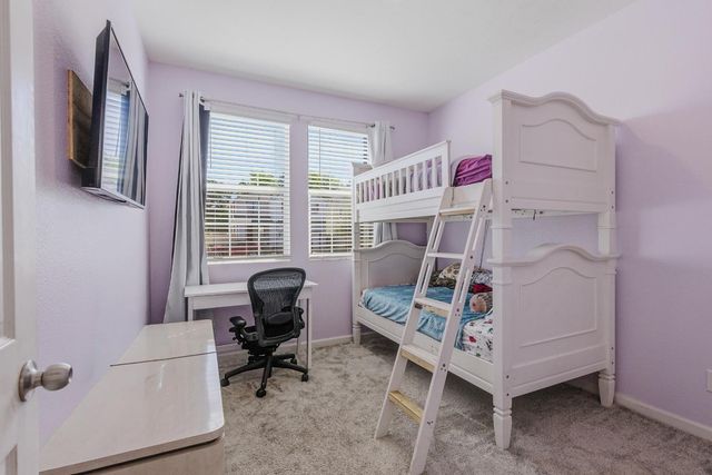 8025 Hughes Ct, Citrus Heights, CA 95610