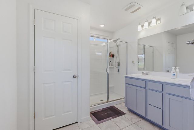 8025 Hughes Ct, Citrus Heights, CA 95610