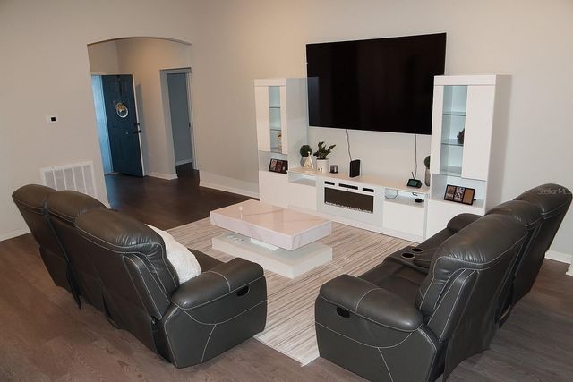 621 VITTORIO DRIVE, Winter Haven, FL 33884