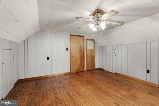 1419 FRITZTOWN RD, Reinholds, PA 17569