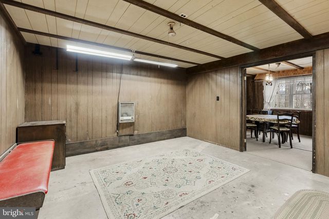 1419 FRITZTOWN RD, Reinholds, PA 17569