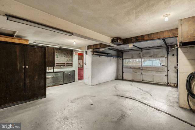 1419 FRITZTOWN RD, Reinholds, PA 17569