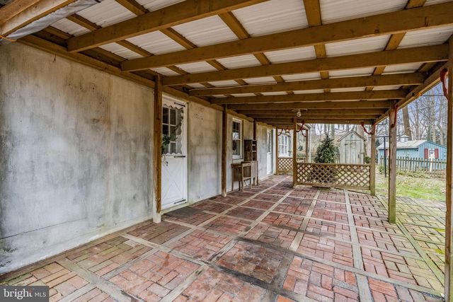 1419 FRITZTOWN RD, Reinholds, PA 17569