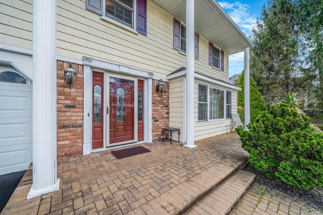 151 Wedgewood Drive, Hauppauge, NY 11788
