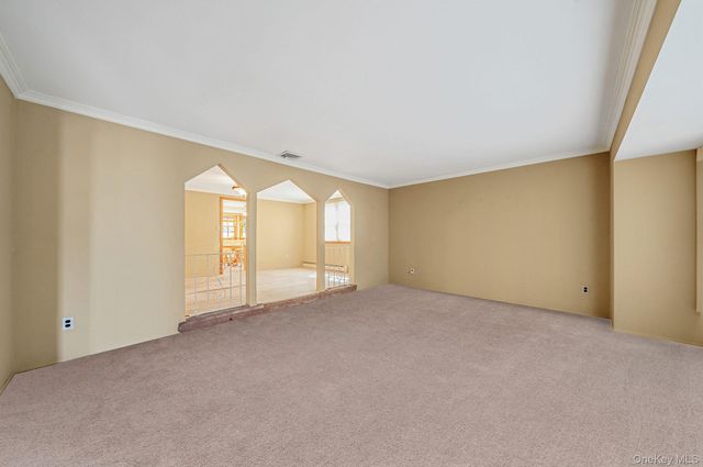 151 Wedgewood Drive, Hauppauge, NY 11788