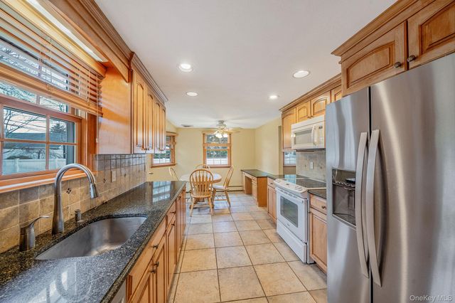 151 Wedgewood Drive, Hauppauge, NY 11788