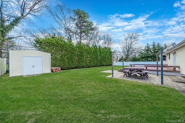 151 Wedgewood Drive, Hauppauge, NY 11788