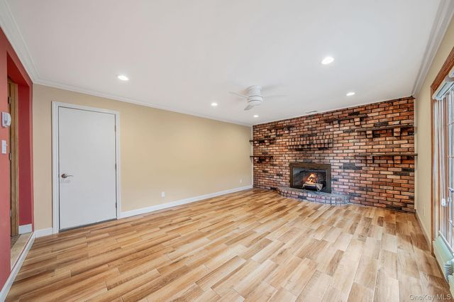 151 Wedgewood Drive, Hauppauge, NY 11788