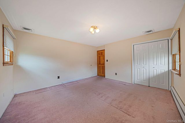 151 Wedgewood Drive, Hauppauge, NY 11788