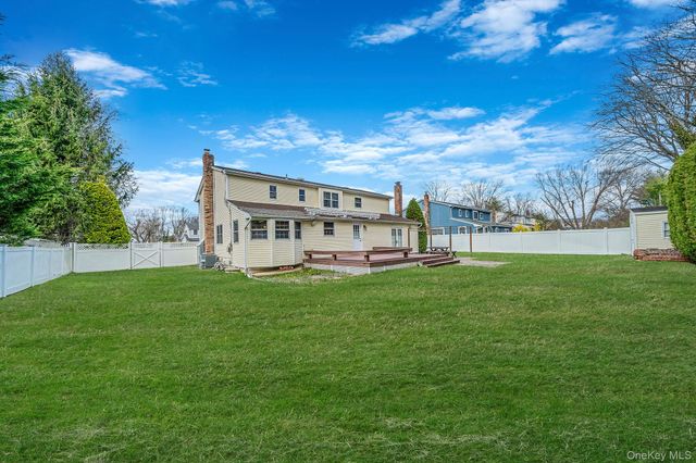 151 Wedgewood Drive, Hauppauge, NY 11788