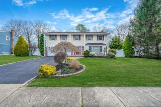151 Wedgewood Drive, Hauppauge, NY 11788