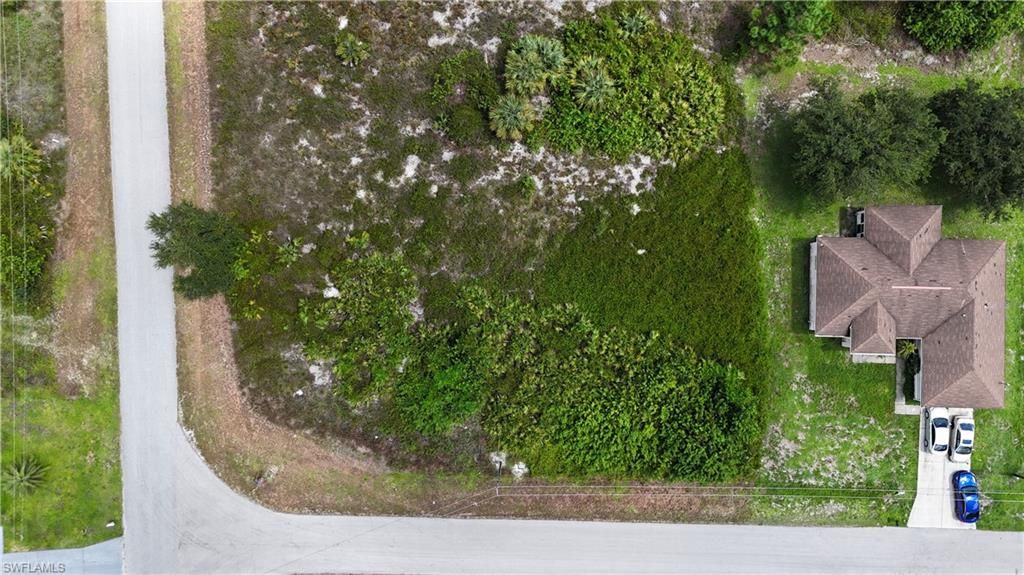 911 Martha AVE S, LEHIGH ACRES, FL 33974 — photo 4