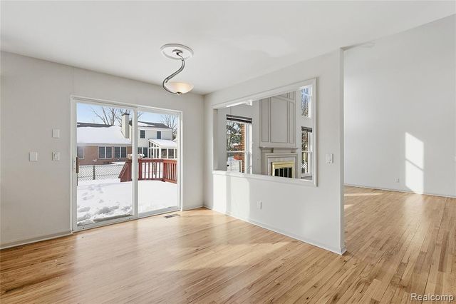 45677 Radnor Road, Canton, MI 48187