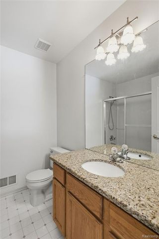 45677 Radnor Road, Canton, MI 48187