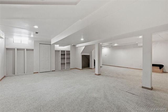 45677 Radnor Road, Canton, MI 48187