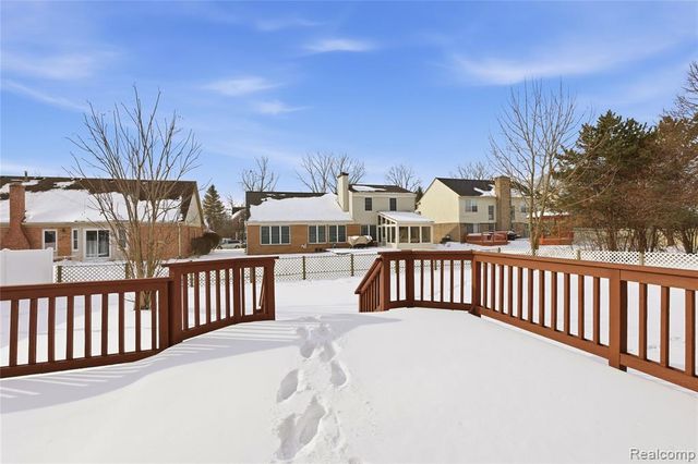 45677 Radnor Road, Canton, MI 48187