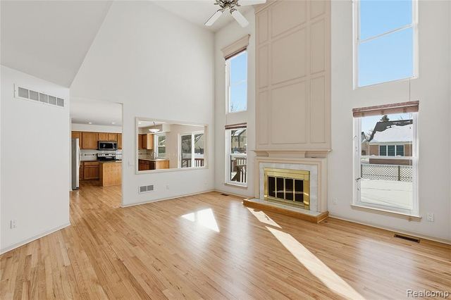 45677 Radnor Road, Canton, MI 48187