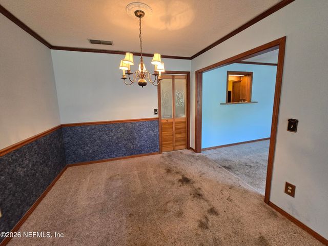 7060 SENECA Avenue, Jacksonville, FL 32210