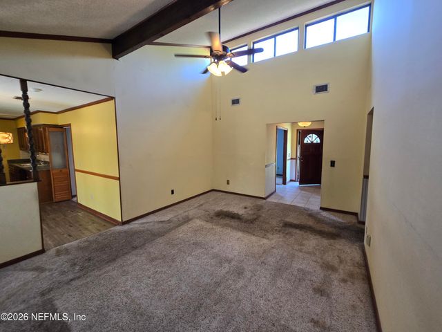 7060 SENECA Avenue, Jacksonville, FL 32210