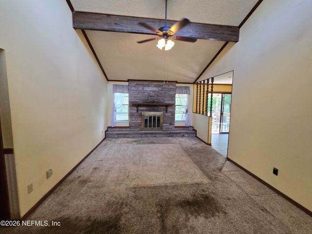 7060 SENECA Avenue, Jacksonville, FL 32210