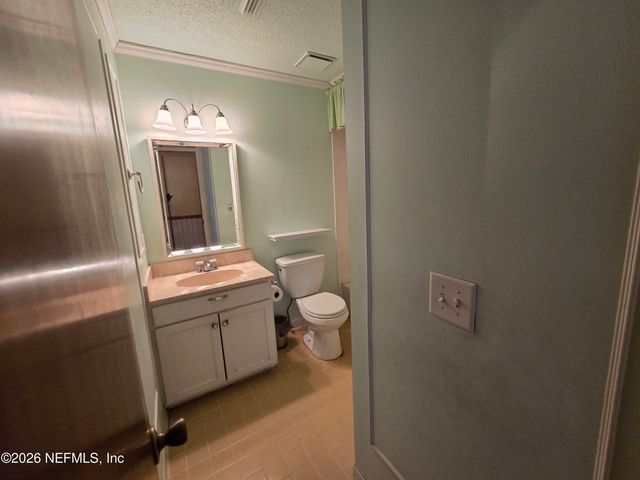 7060 SENECA Avenue, Jacksonville, FL 32210