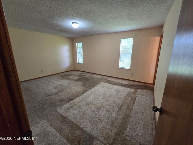 7060 SENECA Avenue, Jacksonville, FL 32210