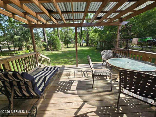 7060 SENECA Avenue, Jacksonville, FL 32210