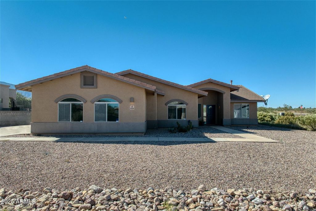 4228 S MORNING GLORY Court, Sierra Vista, AZ 85650