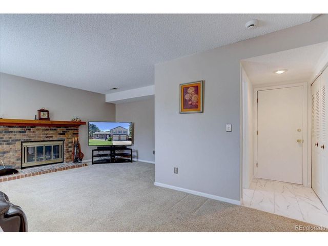 6947 Landmark Dr, Parker, CO 80138