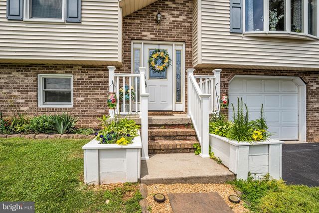 198 GLENVILLE RD, Hanover, PA 17331