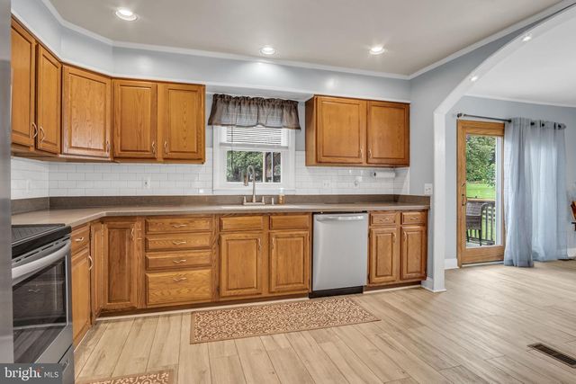 198 GLENVILLE RD, Hanover, PA 17331