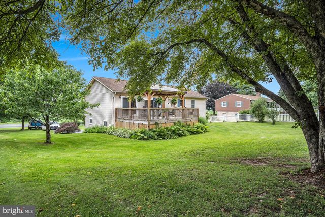 198 GLENVILLE RD, Hanover, PA 17331