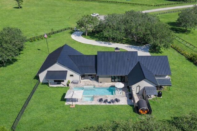 1955 SE 137th Way, Okeechobee, FL 34974