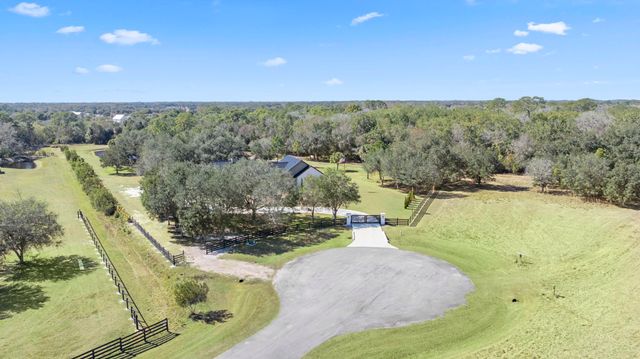 1955 SE 137th Way, Okeechobee, FL 34974