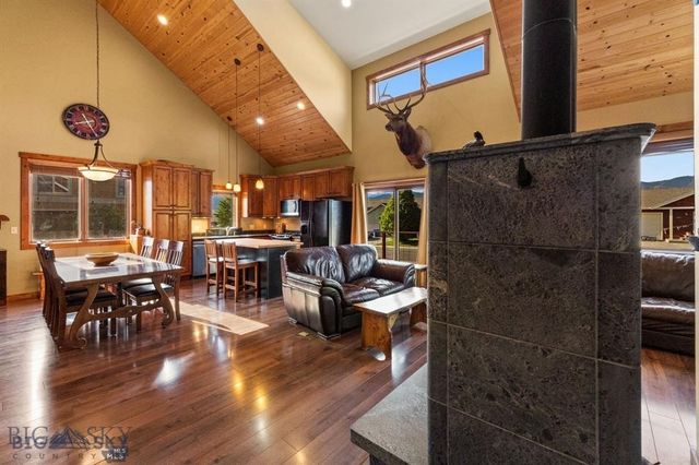 702 Nebula Street, Livingston, MT 59047