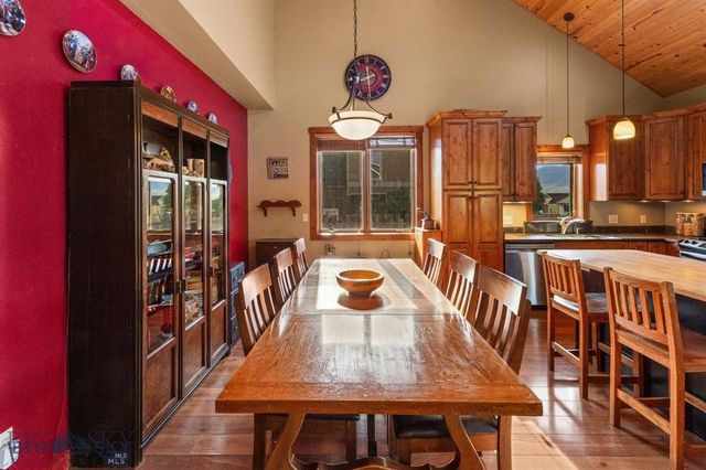 702 Nebula Street, Livingston, MT 59047