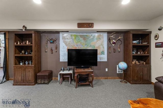 702 Nebula Street, Livingston, MT 59047