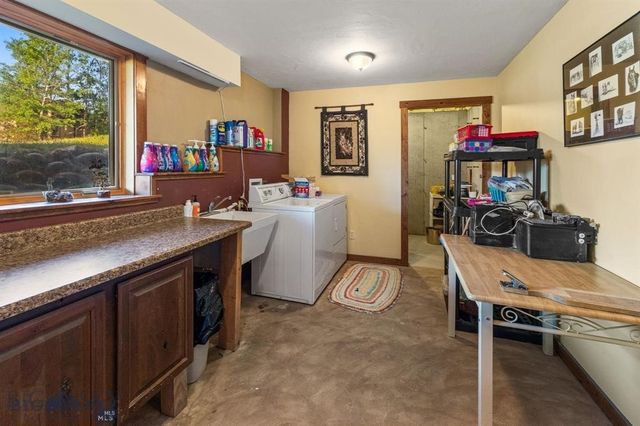 702 Nebula Street, Livingston, MT 59047