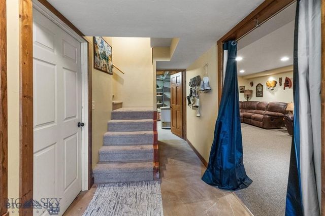 702 Nebula Street, Livingston, MT 59047